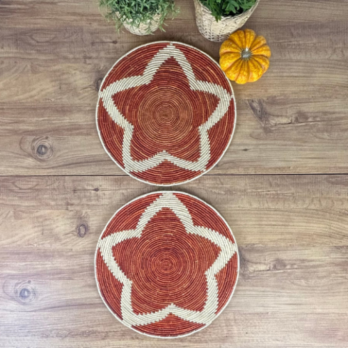 El Yapımı Desenli 2’li Hasır Supla Seti 30cm Çap – Amerikan Servis, Dayanıklı Örgü, Modern Rustik Masa Dekoru - Sodecoration