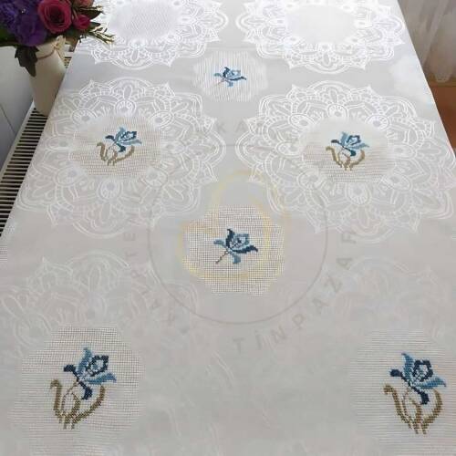 Masa Örtüsü İşlemeli - ÖrgüEvim