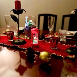 El Yapımı Kırmızı Örgü Supla Takımı – Yılbaşı Sofraları İçin Zamansız Şıklık - 4