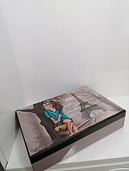 Paristeki Kadın Takı Kutusu - 3